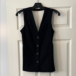 Elegant Black Sleeveless Top